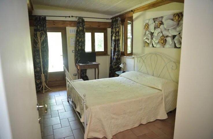La Poiana Bed & Breakfast Пинероло Екстериор снимка